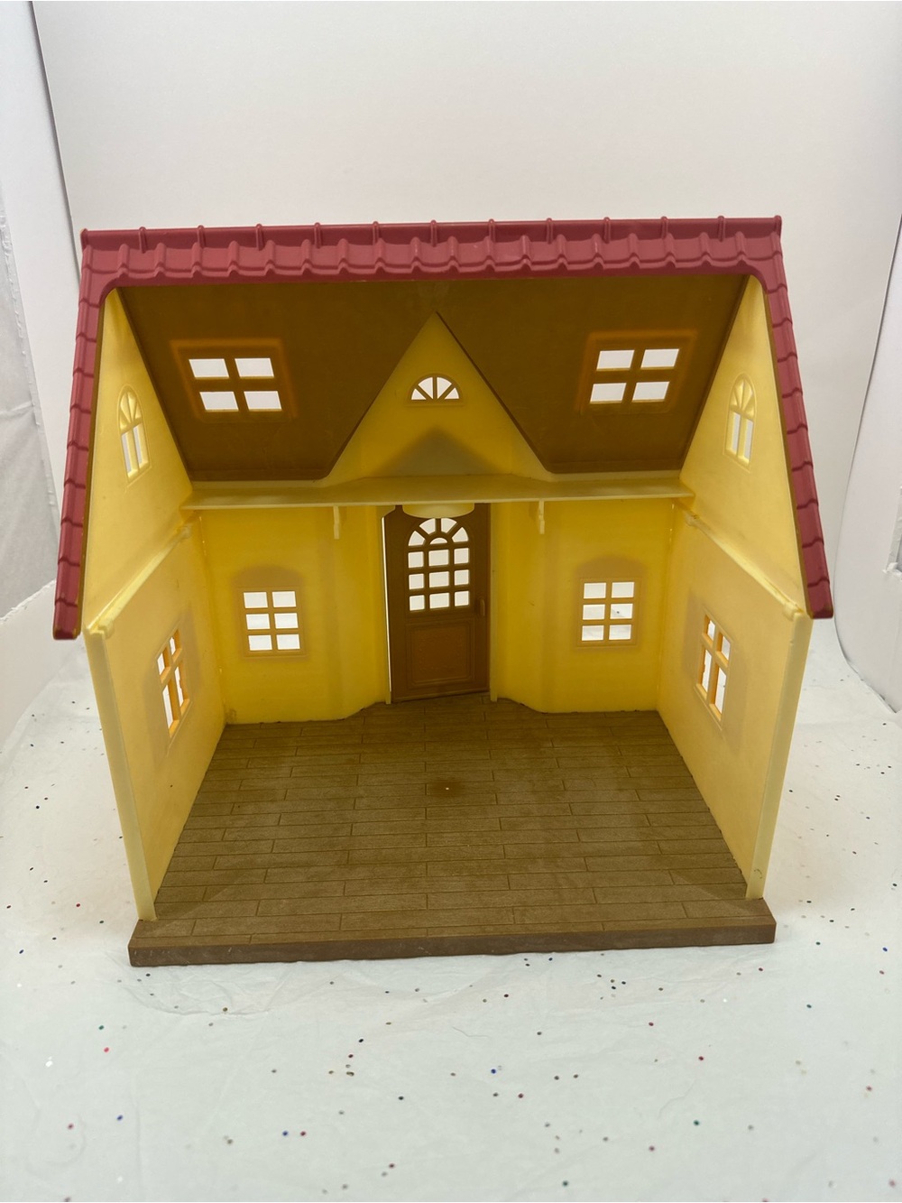 Calico Critters Sylvania Families Cozy Cottage Starter Home- Incomplete